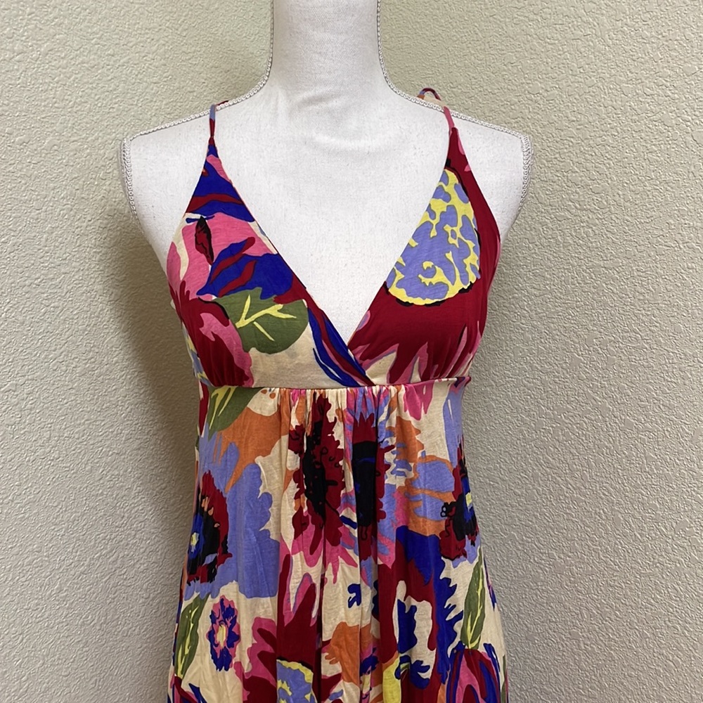 Kieu’s v neck spaghetti strap sundress